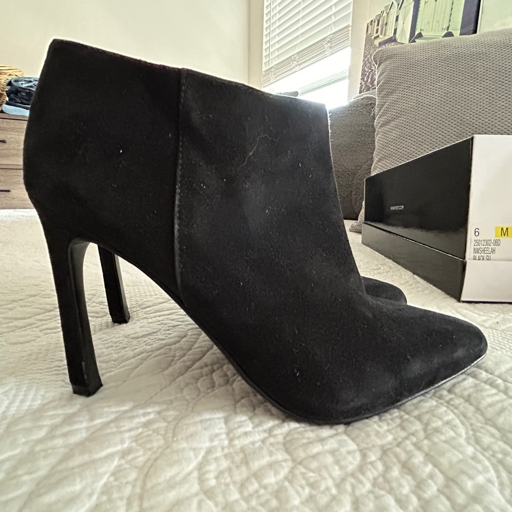Black Suede classic bootie… excellent condition